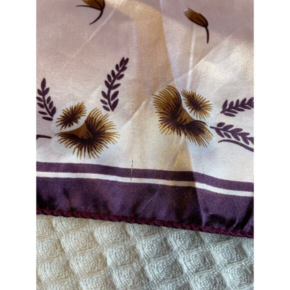 VTG Silky Cottage Core Floral Purple & White Square Neck Scarf - Picture 8 of 11